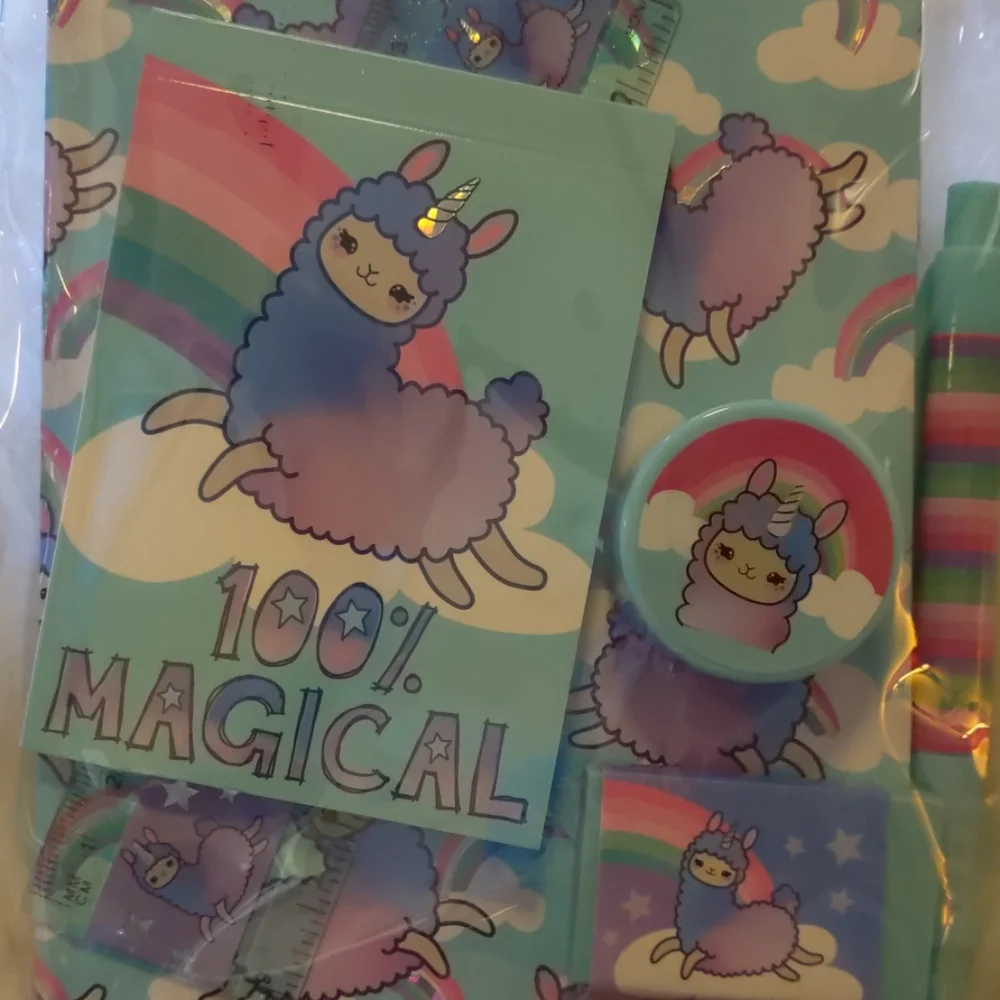 Claire's Stationary Set
